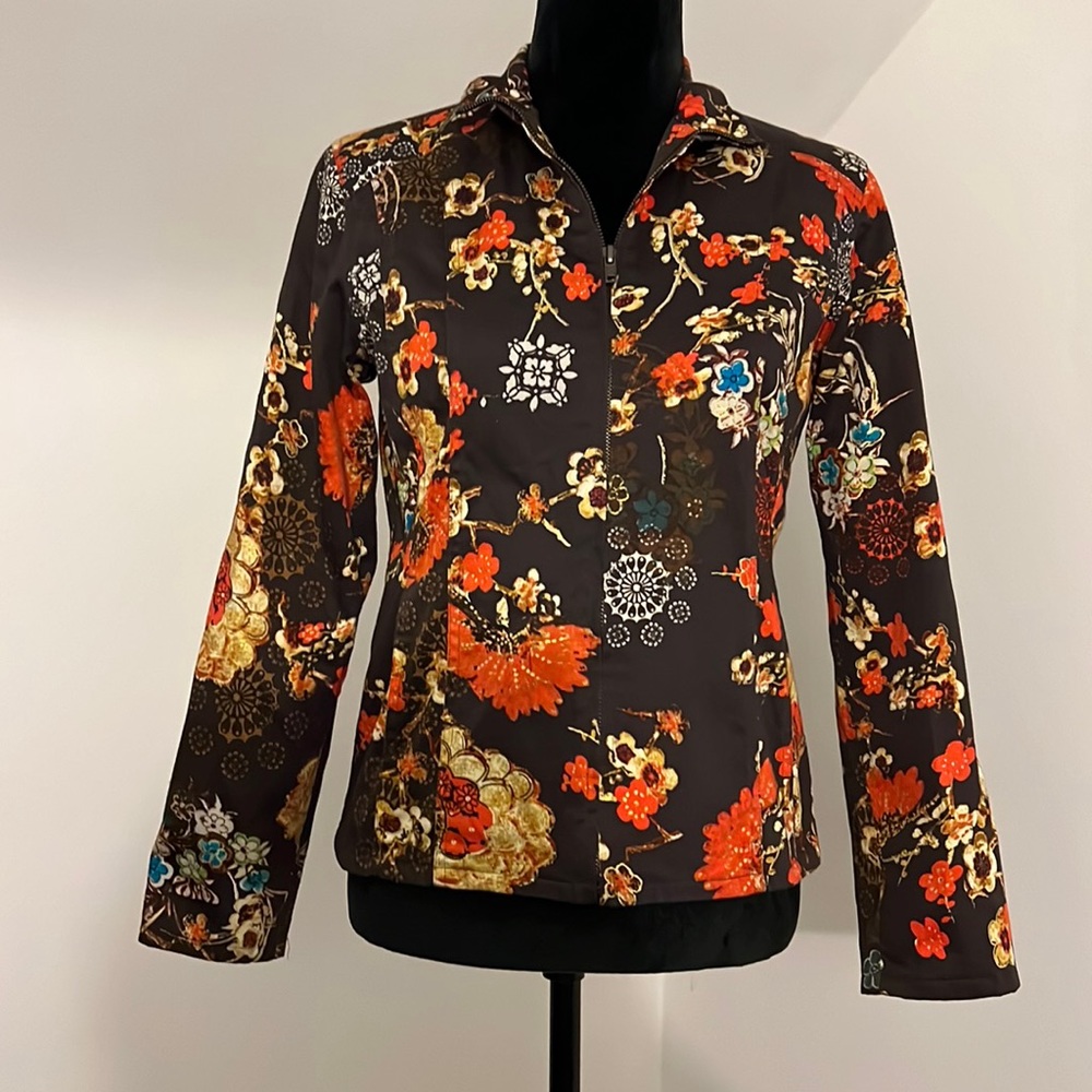 Chicos Floral Zip Jacket. Brown with Orange, Blue, and Tan Print. Size 0